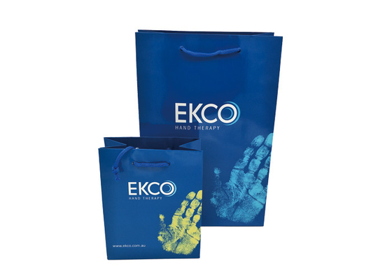 Good price sacos de papel azuis lustrosos personalizados da compra da cópia feita sob encomenda com punho dos PP on-line